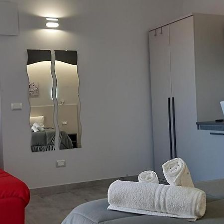 Donjon Suite Centro Storico Castelbuono  Ngoại thất bức ảnh