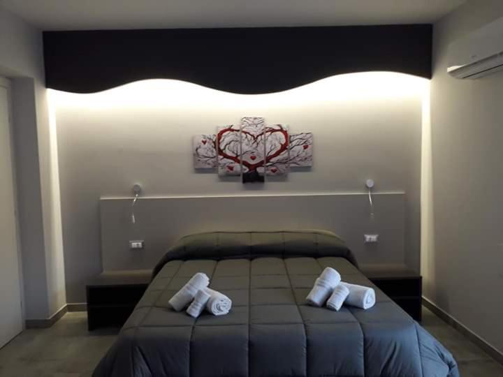 Donjon Suite Centro Storico Castelbuono  Phòng bức ảnh