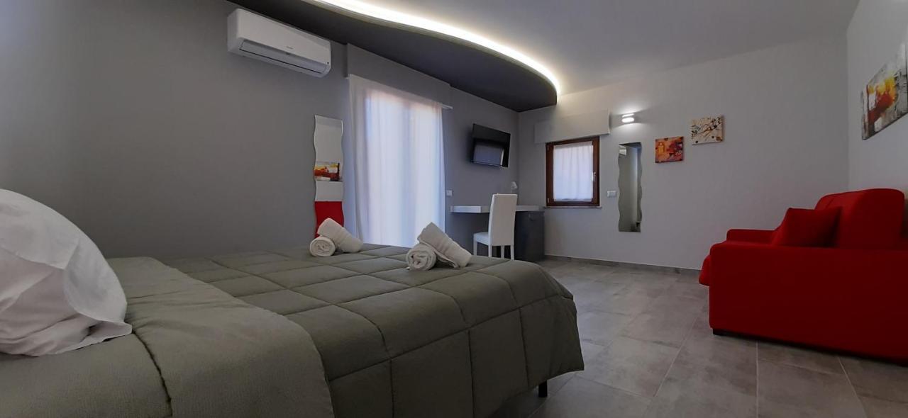 Donjon Suite Centro Storico Castelbuono  Ngoại thất bức ảnh